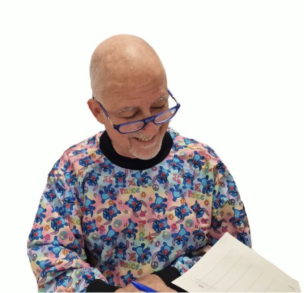 Doctor Armando Nader periodoncista clínica dental Dentikids