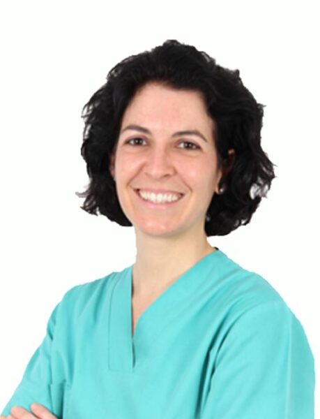 Doctora Elena Lorente, endodoncista clínica dental Dentikids